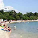 Apartman With Parking Space - 19577