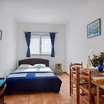 With Parking Space - 19577 Apartman